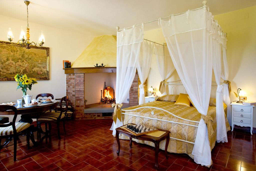Agriturismo Podere Poggio Ai Cieli San Gimignano Chambre photo